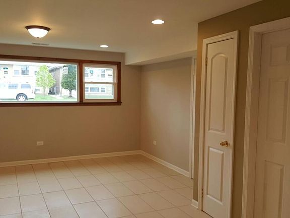 5th image of 1547 N 43rd Ave #B