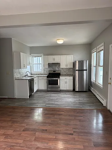 37 Howard St Photo 1