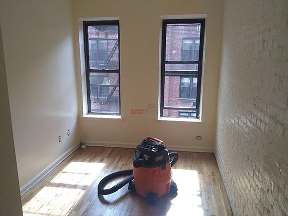 4th image of 226 E 29th St APT 5F