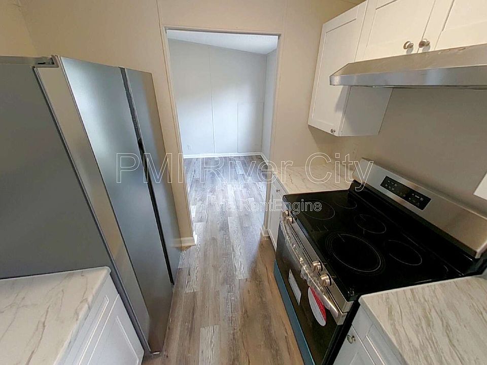 1st image of 12556 Palmetto St