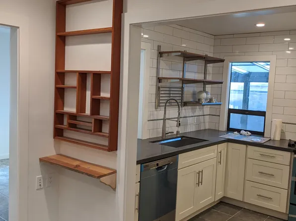 542 Flynn Ave, Redwood City, CA 94063