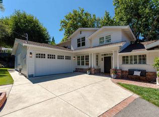 4 Sager Ct, Orinda, CA 94563