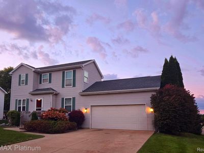 2375 Redbud Dr, Howell, MI, 48855
