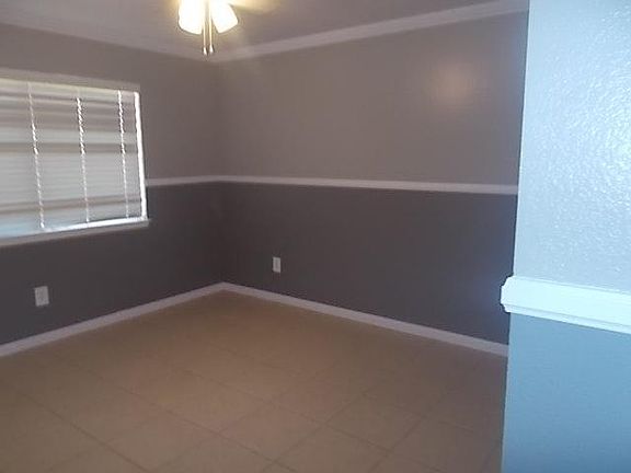 5th image of 18842 Valencia Ct