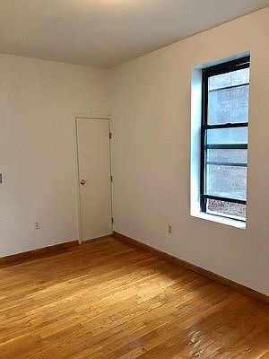5th image of 402 W 51st St APT 3B