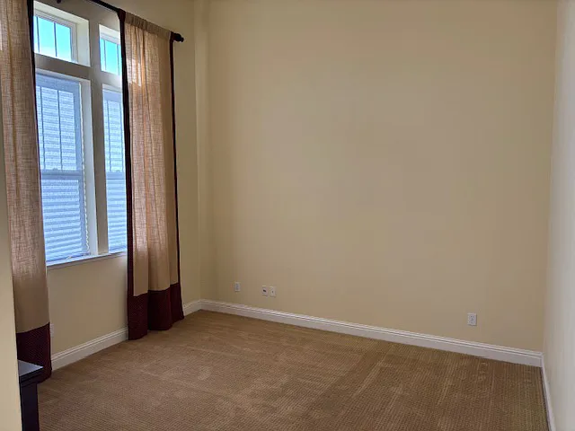 1541 Biarritz St — Photo 7