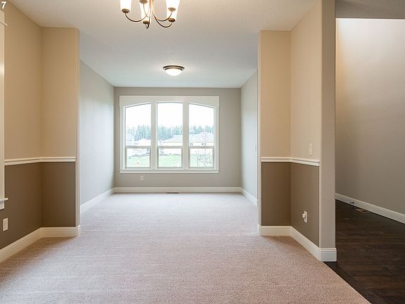 3rd image of 7818 NE 168th Ave
