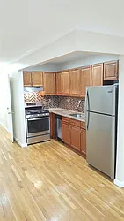 Rented by R New York