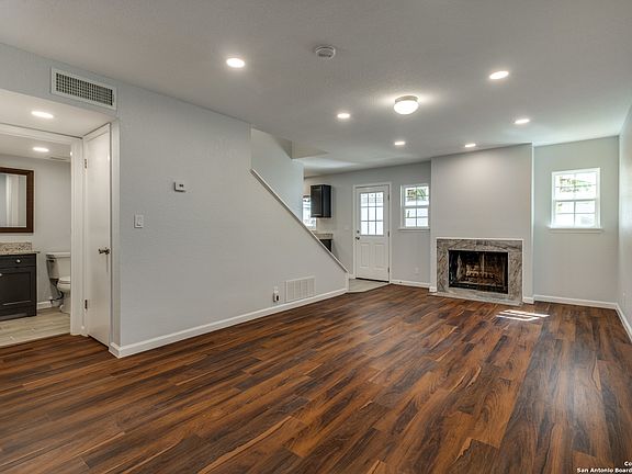3rd image of 6928 Neston Dr