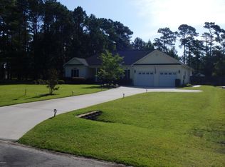 216 Mulligan Dr, Swansboro, NC 28584