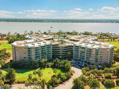 4 Oceans West Blvd APT 306B, Daytona Beach Shores, FL, 32118