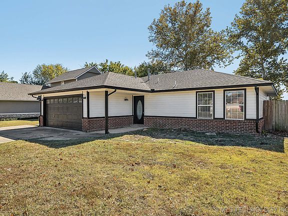 2nd image of 9442 E Cherrywood Dr