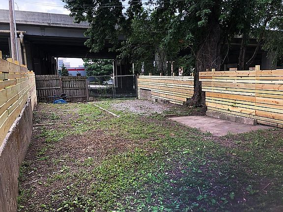 4th image of 2023 Jefferson St