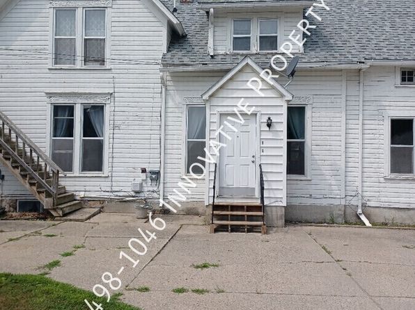 302 Pine St APT 1