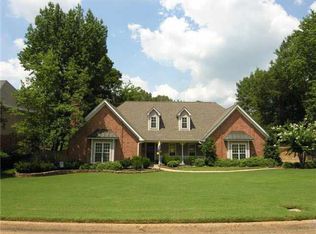 7388 Deep Valley Dr, Germantown, TN 38138