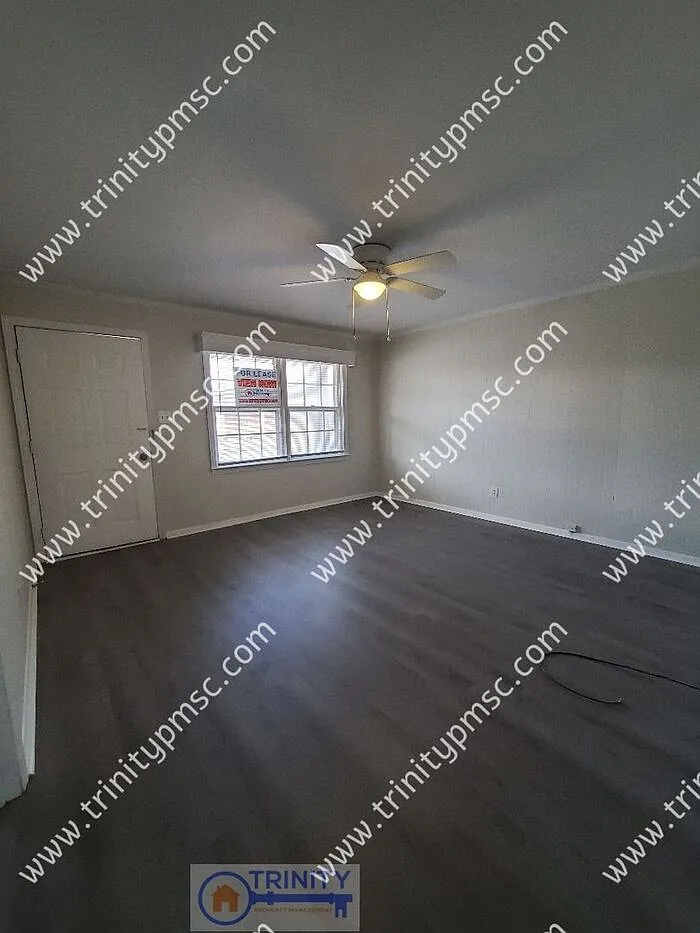 Building Photo - 97 Subertown Rd #F-22