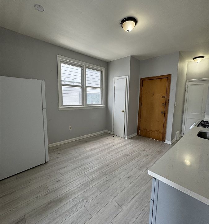 2nd image of 344 Virginia Ave #1F