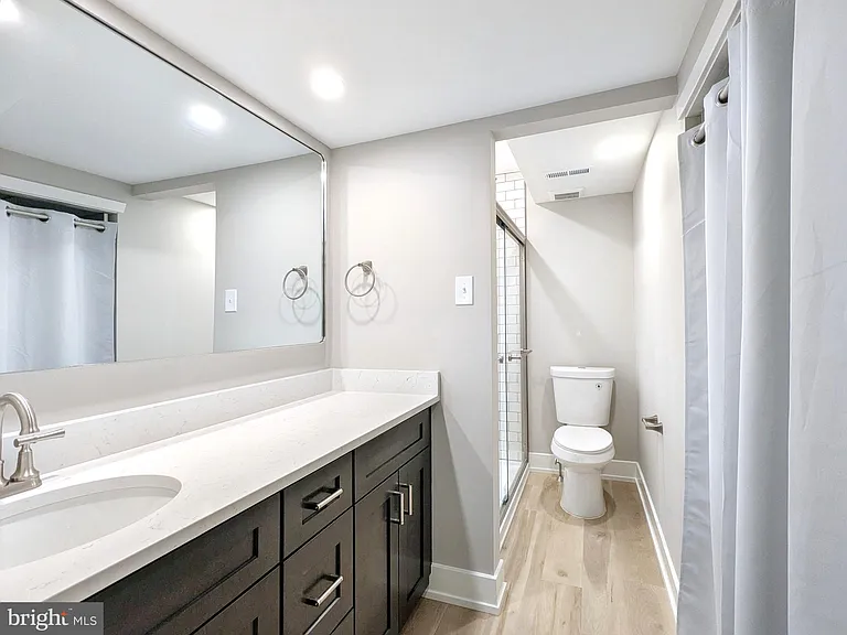 26B Kittery Ct #B — Photo 8