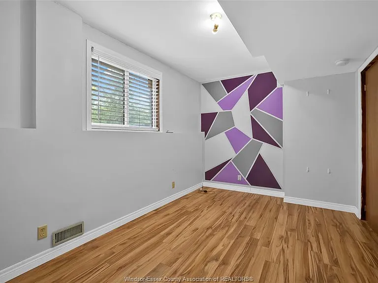 463 Randolph Ave — Photo 22