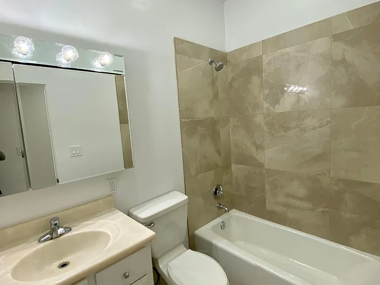 1464 Shipley Ct — Photo 14