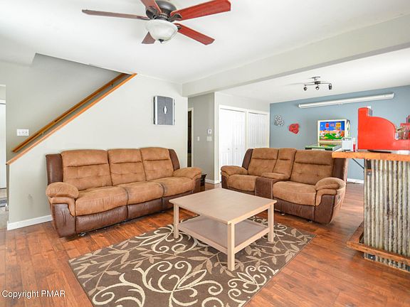 3rd image of 69 Wylie Cir