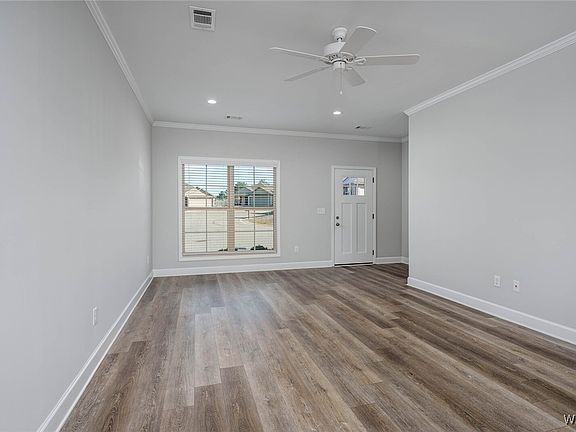 5th image of 5255 University Gardens Dr
