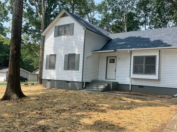 5724 Indian Brook Dr, Matthews, NC 28104