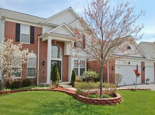 4380 Whitehall Ln, Algonquin, IL 60102