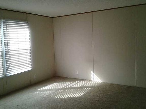 3rd image of 200 Shadowland Dr