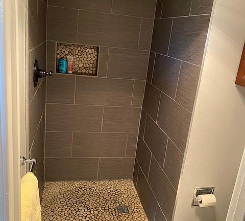 3rd image of 1000 River Reach Dr APT 517
