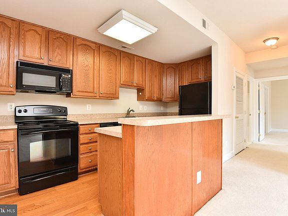 4th image of 10604 Provincial Dr APT 204