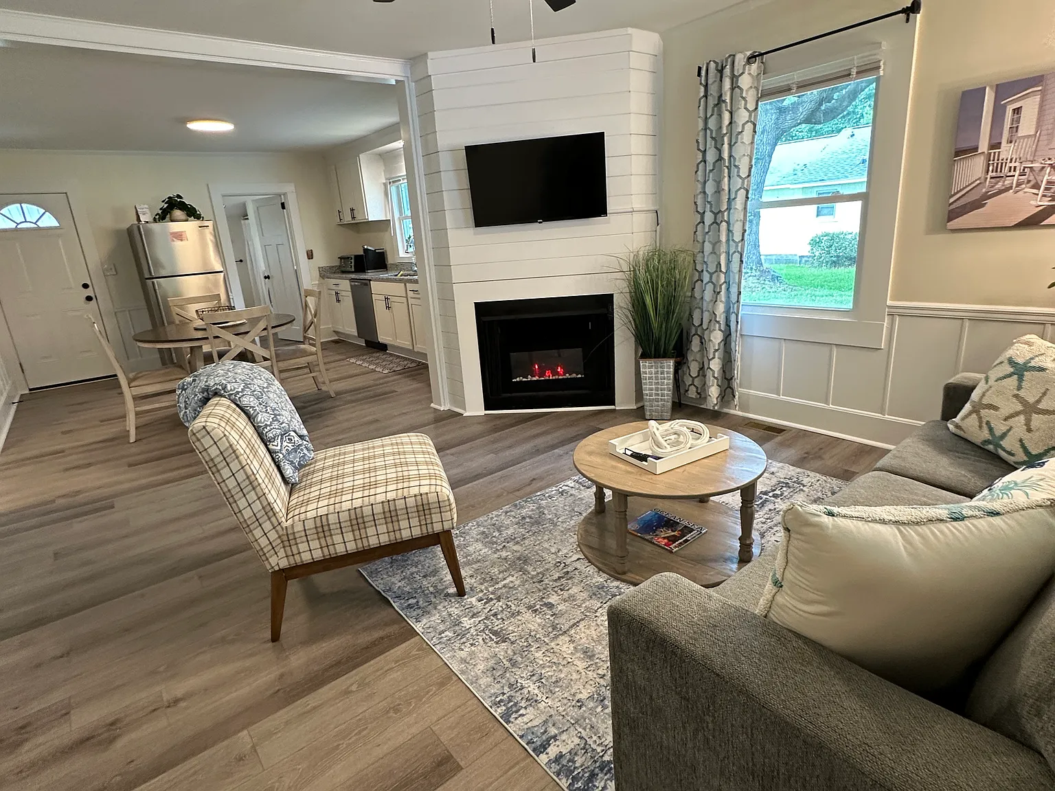 5326 Masonboro Loop Rd — Photo 1