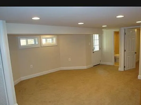 752 Gresham Pl NW, Washington, DC 20001