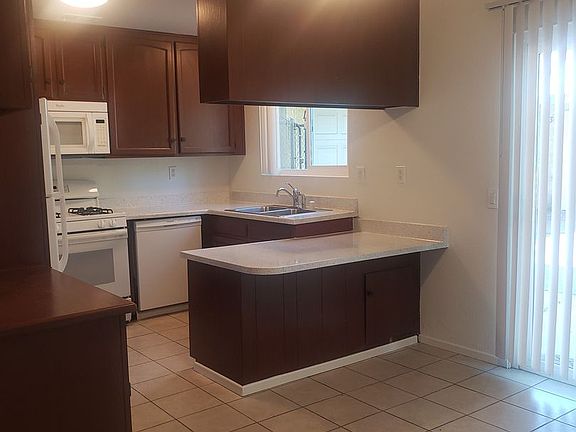 4th image of 3808-3810 American Ave #3808