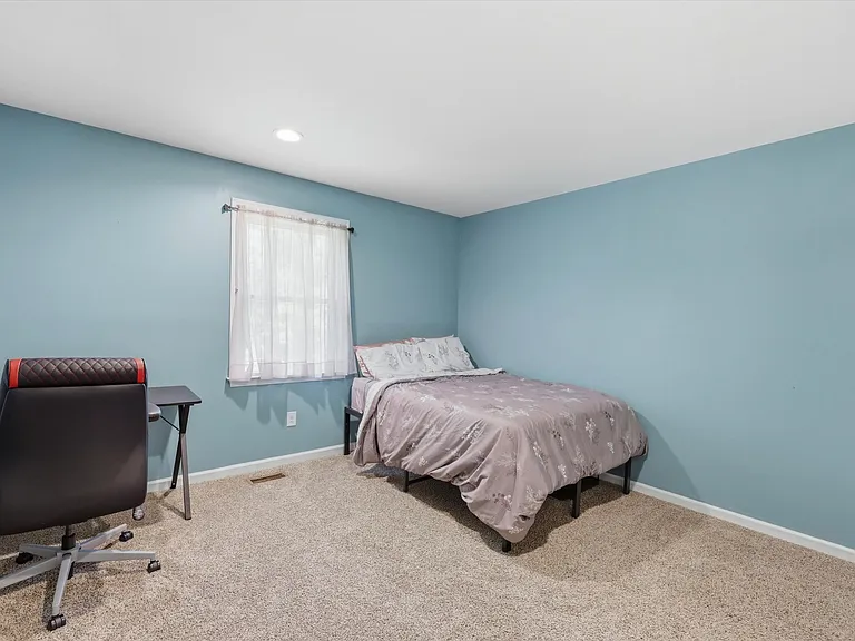 615 W Rosedale Ave — Photo 20