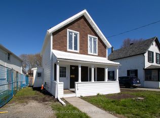 110 Brock St, Brockville, ON K6V 4G1