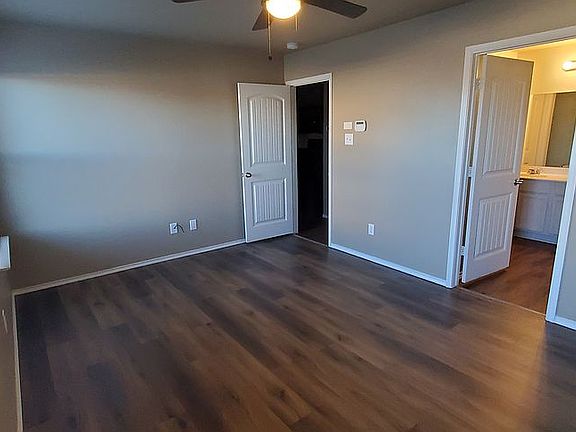 3rd image of 2131 Shady Glen Trl