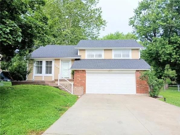 306 Hawthorne Ct, Belton, MO 64012