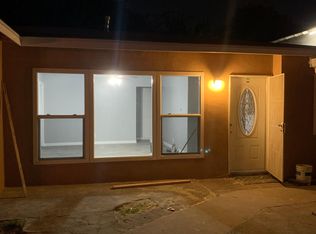 3257 Carlin Ave #B, Lynwood, CA 90262