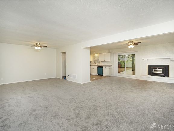 4th image of 7908 Manor Dr