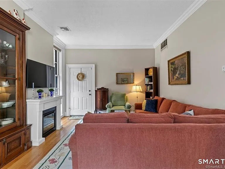 7 Wooster Pl #2 — Photo 3