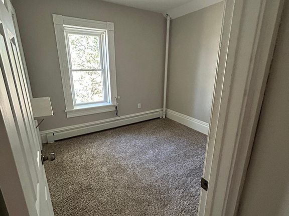 5th image of 216 Main St E #3
