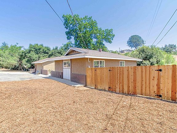 2nd image of 1125 Monte Vista Dr