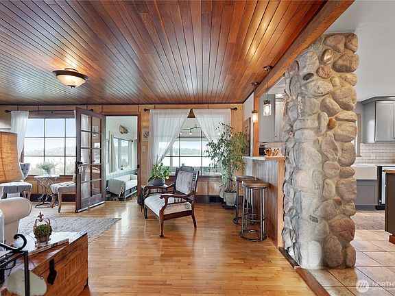 4th image of 9859 SE Southworth Drive