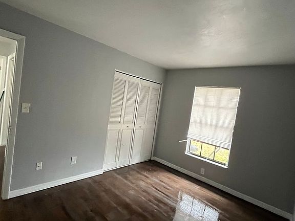 5th image of 6137 NW 26th St