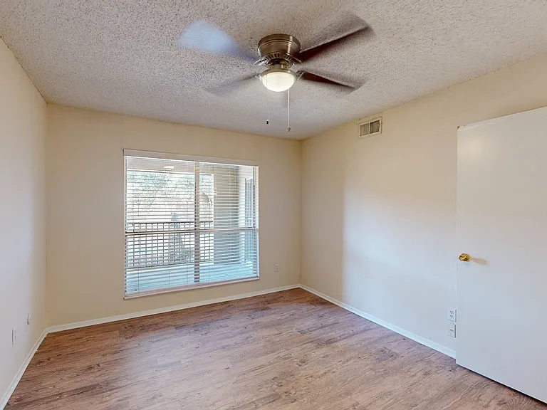 Addison Apartments at the Park — Photo 91