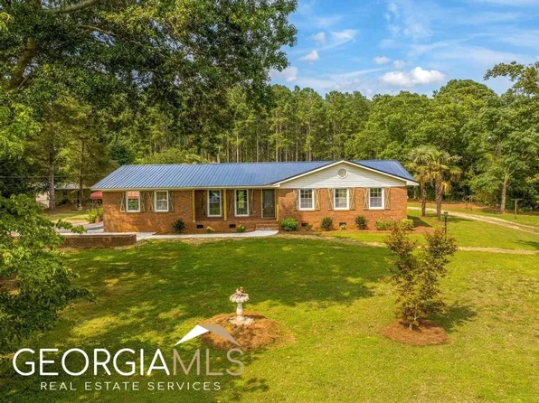 2210 Lavonia Hwy, Bowersville, GA 30516