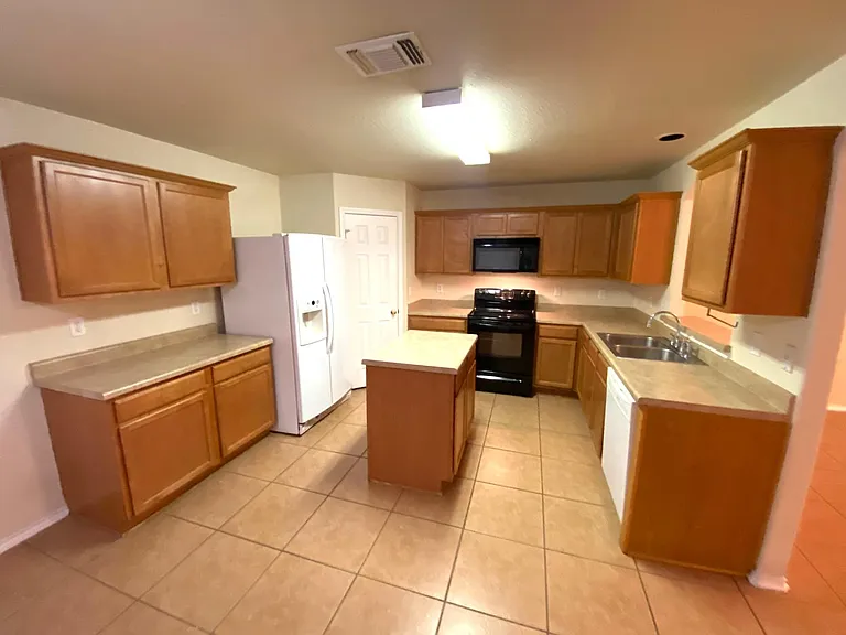 10411 Tollow Way — Photo 8