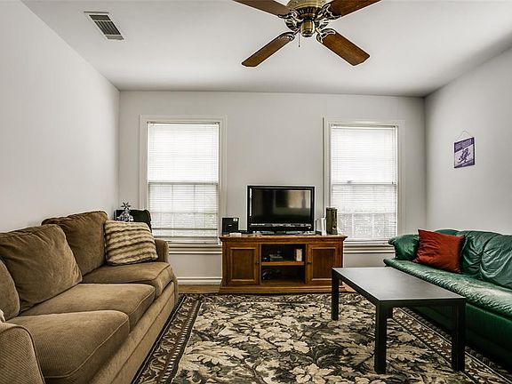 4th image of 2728 Wayside Ave