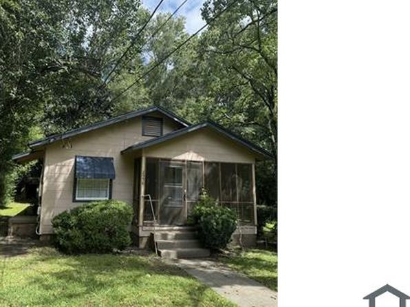 2058 Webb Ave